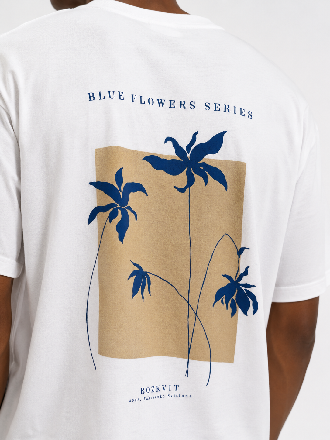T-shirt ""FLOWERS"